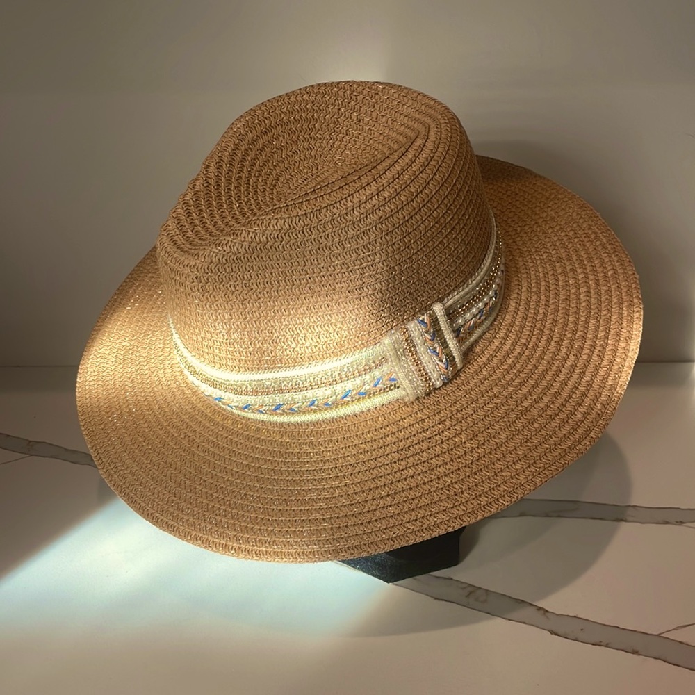 DO EVERYTHING IN LOVE SUN HAT one size